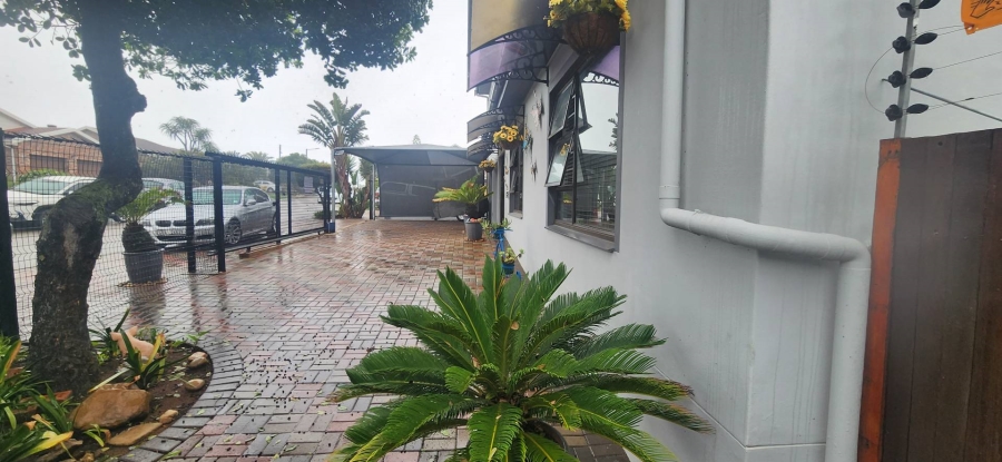 4 Bedroom Property for Sale in Reebok Western Cape